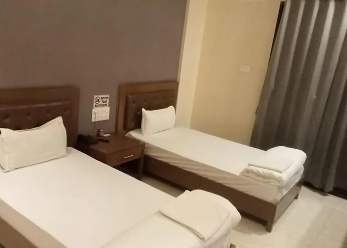 Hotel Atharva
