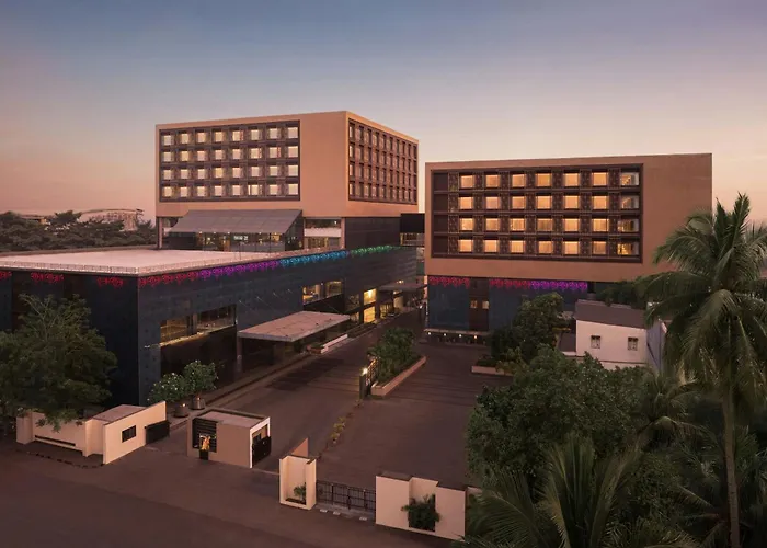 Le Meridien, Surat