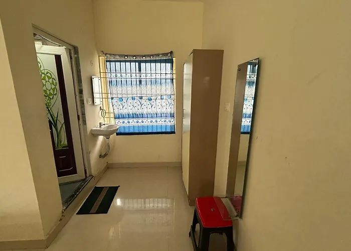 Srinivasa Hotel