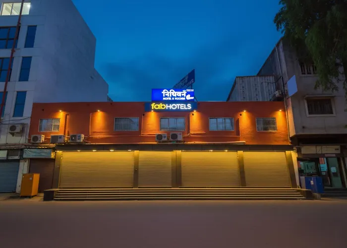 Fabhotel Nidhivan - Nr Sarvottam The Restaurant