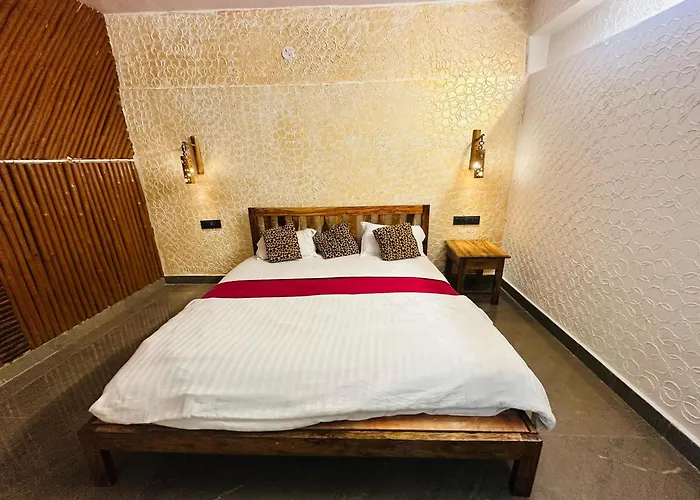 Istaqbal Hotel Mukki