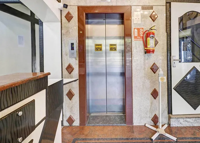 Super Collection O Sabharwal Residency Near Lalbagh Botanical Garden Hotel Bangalore