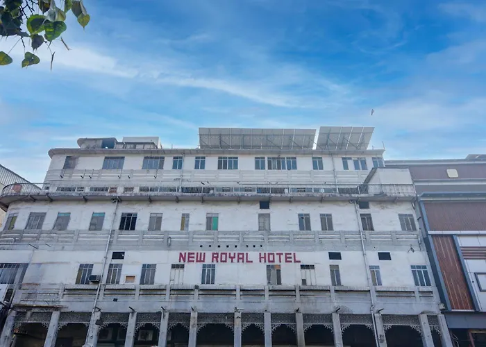 Hotel New Royal Just Near Old Delhi Railway Station And Red Fort