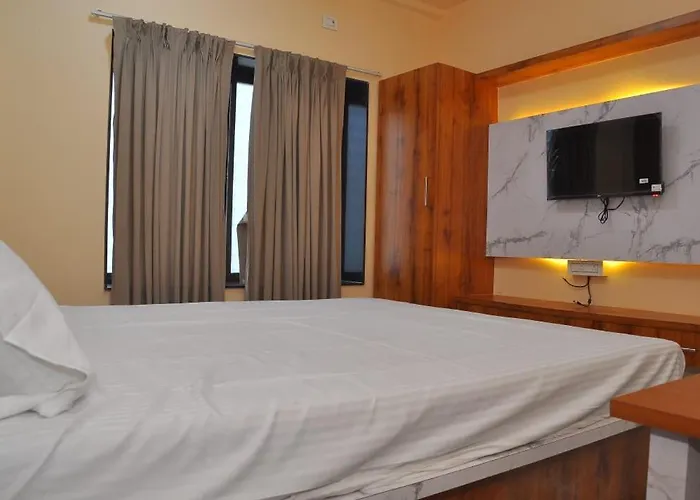 Hotel Shivar