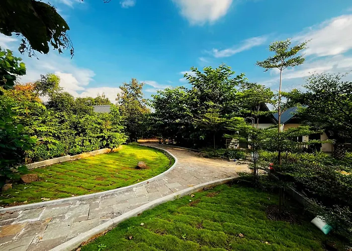 Birds Nest Resort - Thane