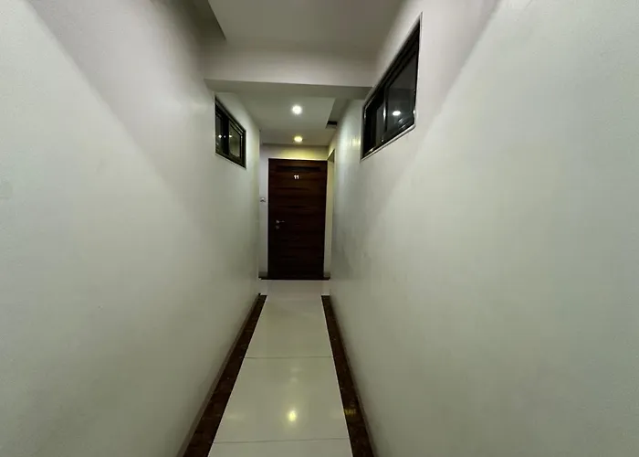 Hotel Fantacee Navi Mumbai
