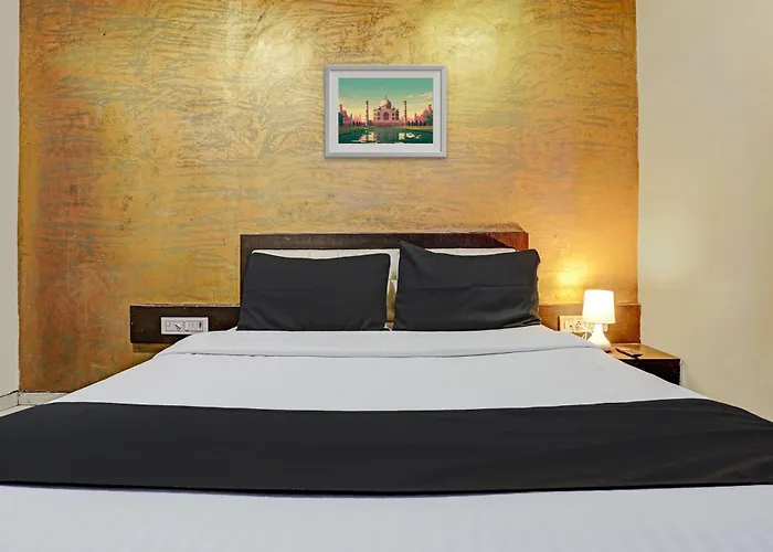 Hotel O Lotus Residency Near Anand Nagar Metro Station