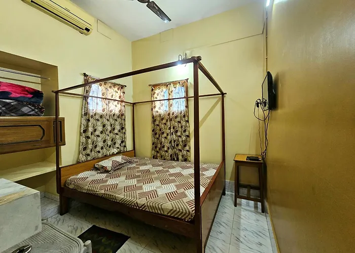Monalisa Lodge