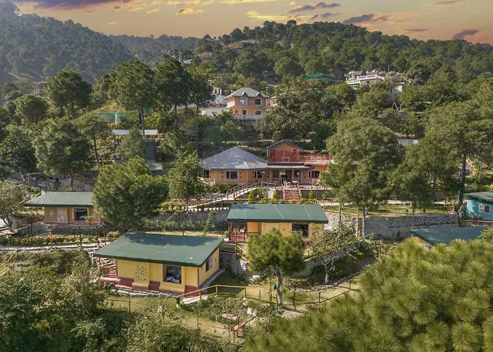A Kasauli Ggaon By Echor Hotel