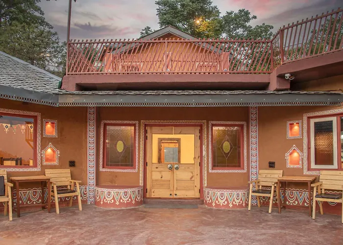 A Kasauli Ggaon By Echor Hotel