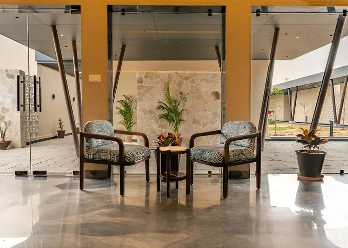 Kmr Hotels & Resorts