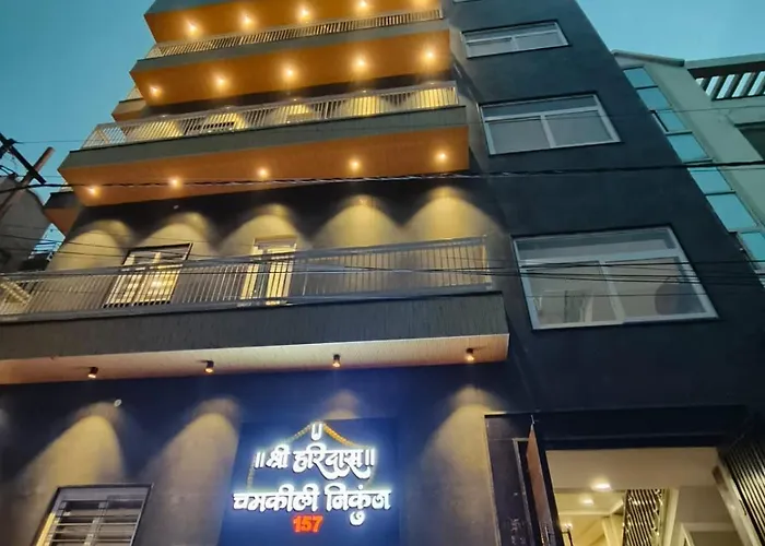 Shree Hari Das Chamkili Nikunj
