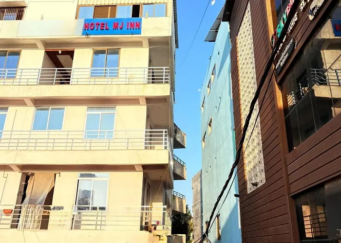 Hotel Mj Inn