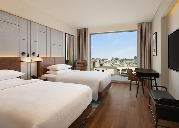 Four Points By Sheraton Amritsar, Mall Road