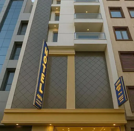Hotel Emerald Suites By Aura