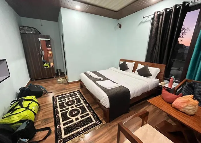 Saurabh Inn