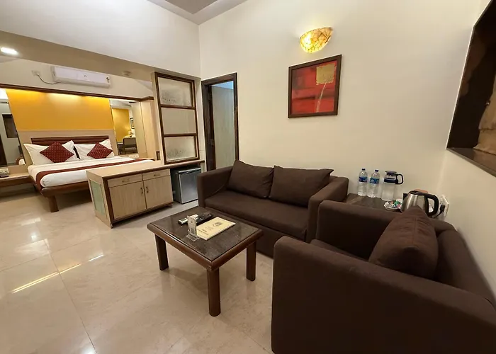Hotel Beach Garden Mumbai