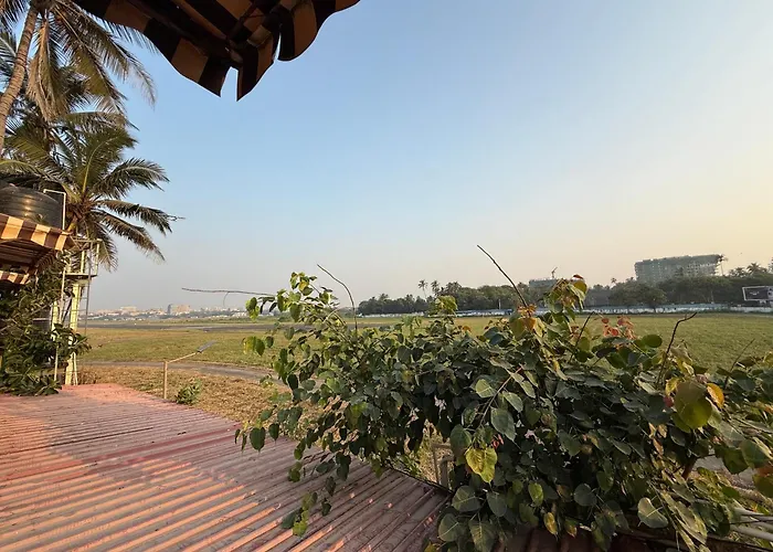 Hotel Beach Garden Mumbai