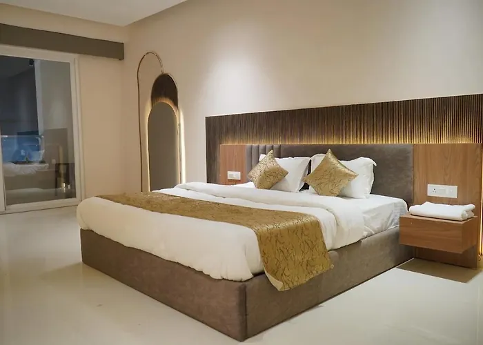 The Glory Riverside Resort