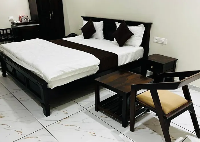 Mantara Hotel Dhariyawad