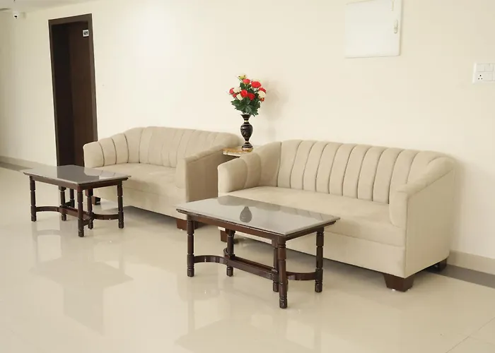 Avadh Hotel & Banquets