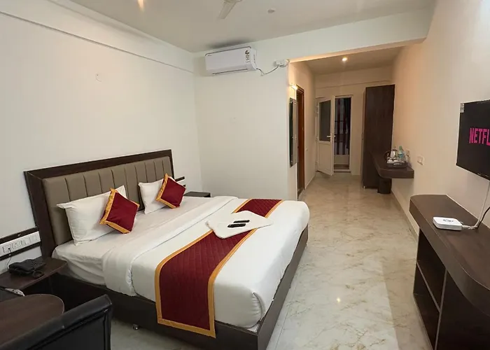 Hotel Elevate Inn Bangalore Airport