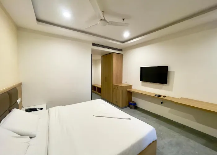 Hotel Chanakya