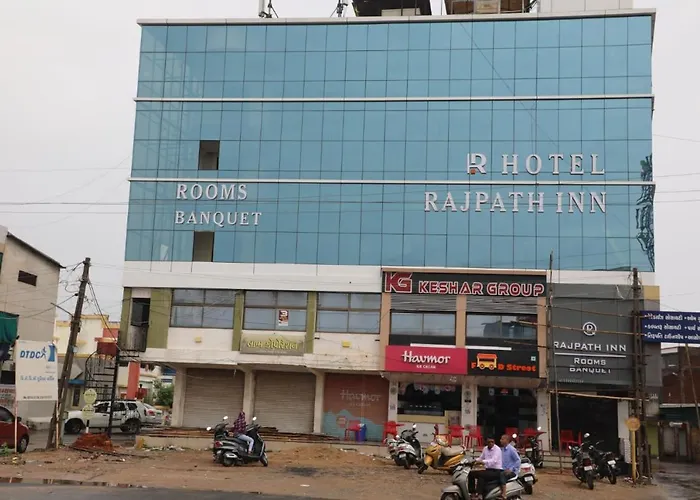 Hotel Rajpath Inn