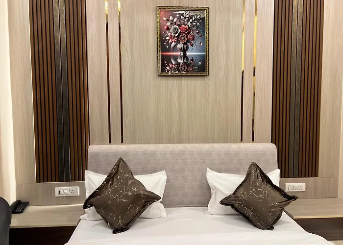 Hotel Highway Retreat