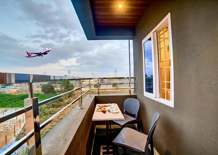 Hotel Airline Inn - Near Intl Airport