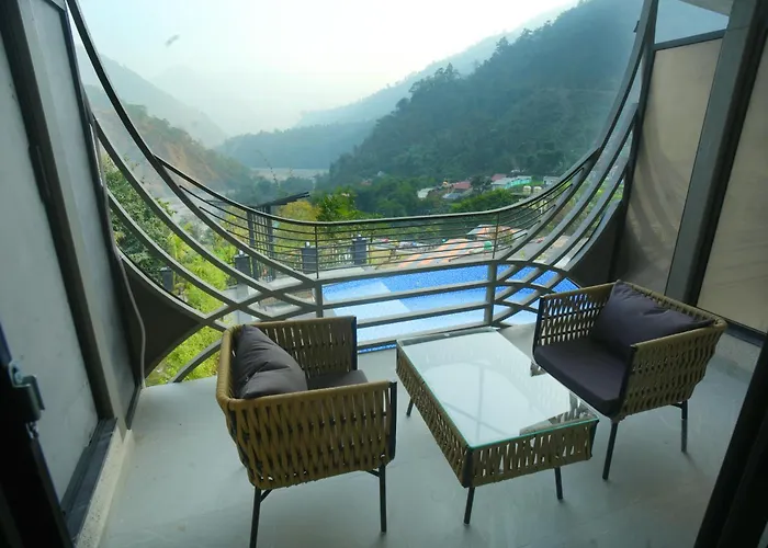 Arika Resort