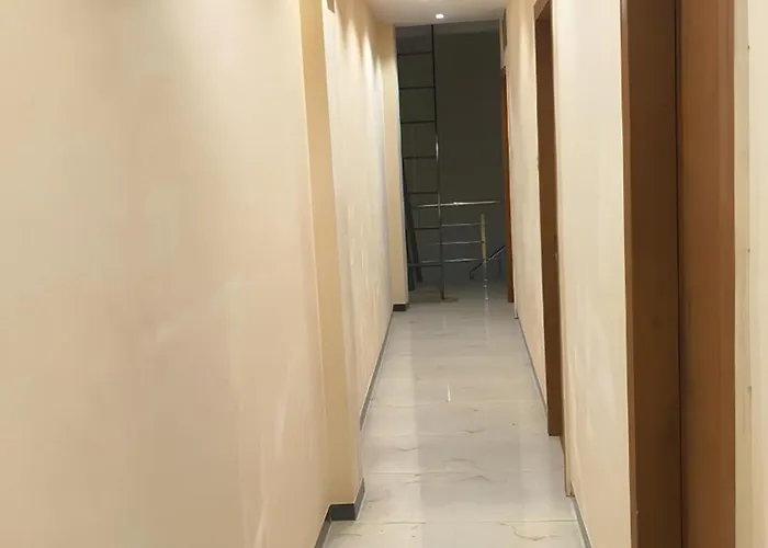 Hotel Shivaarambh Homestay