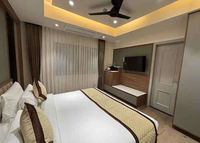 Hotel Raj Hari Palace
