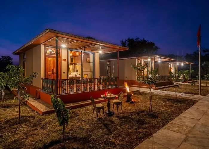 Growpure Luxury Farm Resort With Natural Water Pool - The Kushalgarh Estate