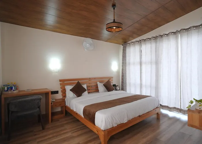Corbett Valley View Stay & Restaurant