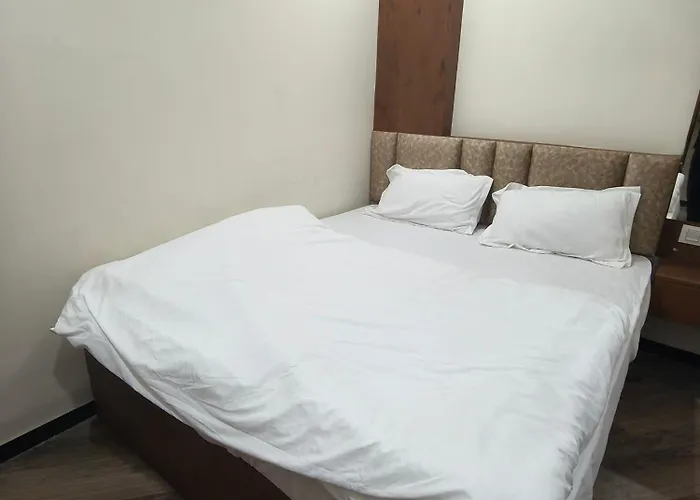 Hotel Shiv Aarambh