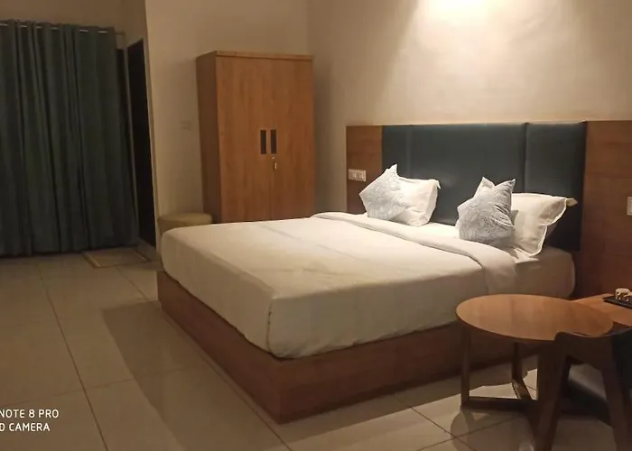 Royal Home Stay