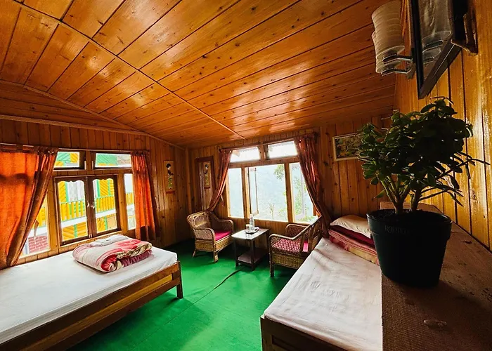 Red Panda Ecohut