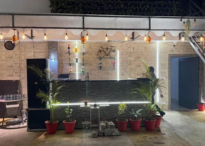 Hotel Advika