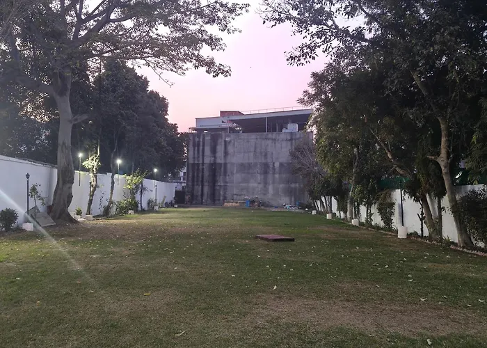 Ruchi Resort