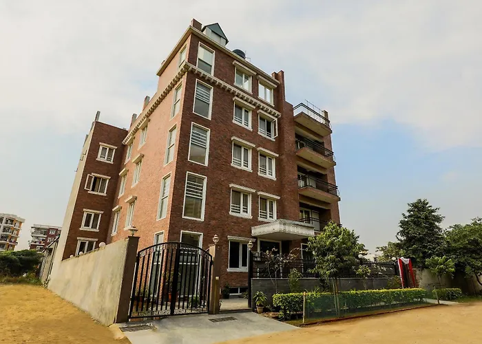 Hotel O Red Carpet Hotels