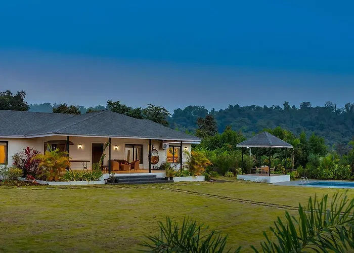 Saffronstays Green Lawns