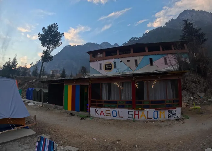 Kasol Shalom Camps & Cafe