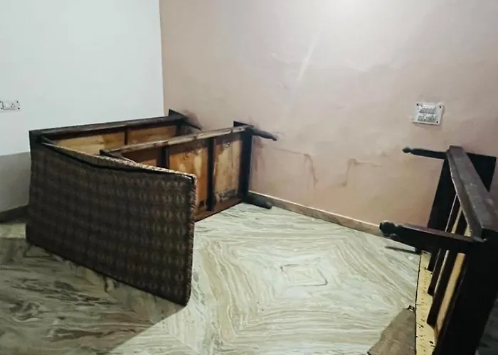 Siwach Guest House