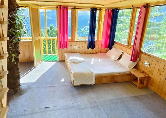 Jibhi Pine Nature Tree House