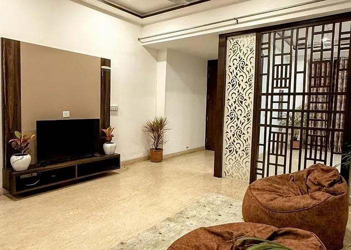 Minimalist 3Bhk And 1 Extra Room With Lift And Ps5 On Rent