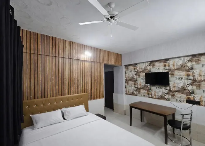 Family Home 2Bhk Apartment Thane West