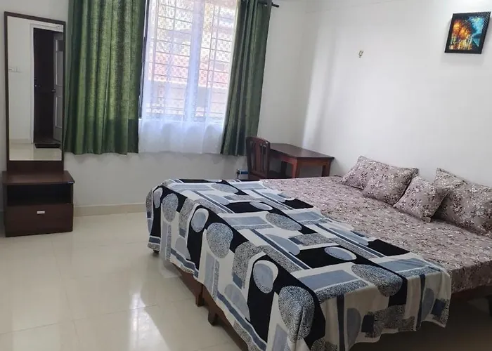 2Bhk Flat In Kumarapuram, Near Kims And Med College