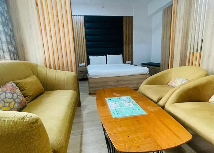 Hotel The Grace Residency - Near Hotel Hyatt ,Dlf Mypad, Gomtinagar, Lucknow