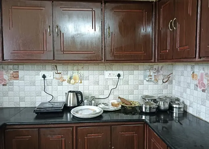 Sri Raghavendra Guesthouse Guntur శ్రీ రాఘవేంద్ర విడిదిల్లు గుంటూరు